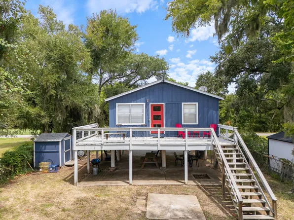 147 Private Road 652, Bay City, TX 77414