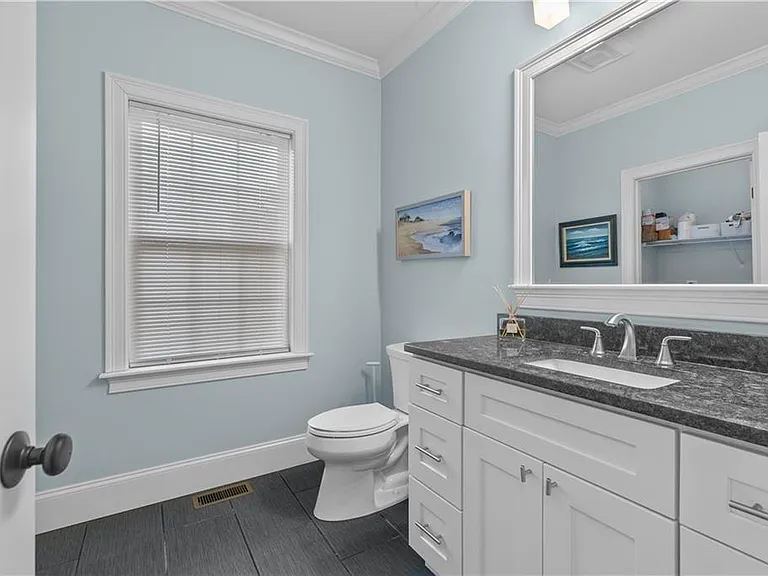 24 Randolph Way — Photo 18