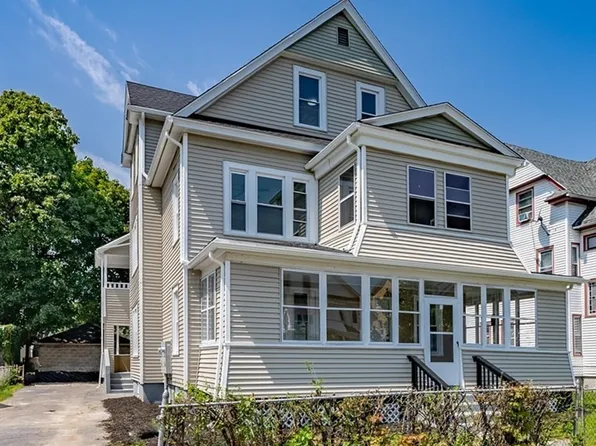 70-72 Albemarle St, Springfield, MA 01109