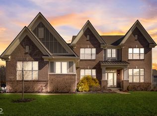 10269 Sinndar Ln, Fishers, IN 46040
