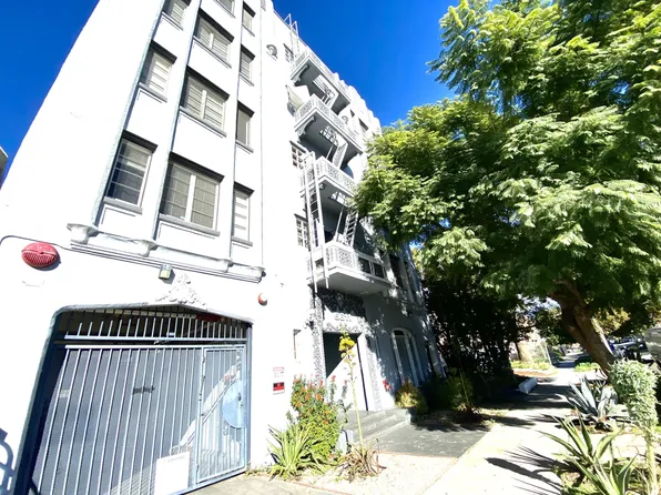 5613 Carlton Way, Los Angeles, CA