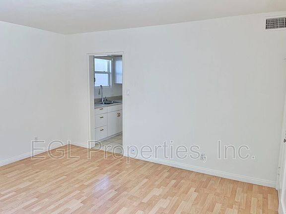 5th image of 9341 W Olympic Blvd