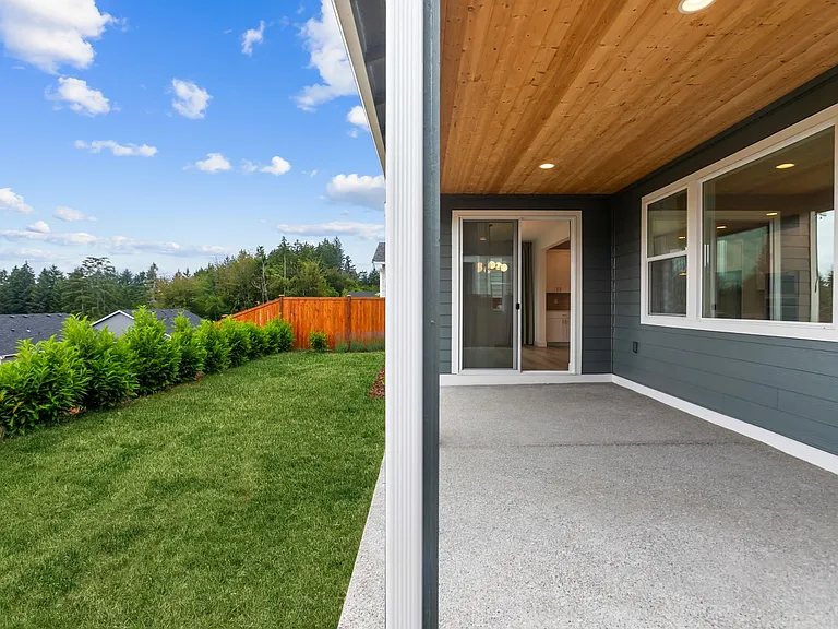 4510 Bristol Ln SE — Photo 21