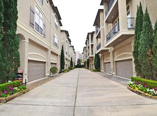 6846 Staffordshire St, Houston, TX 77030