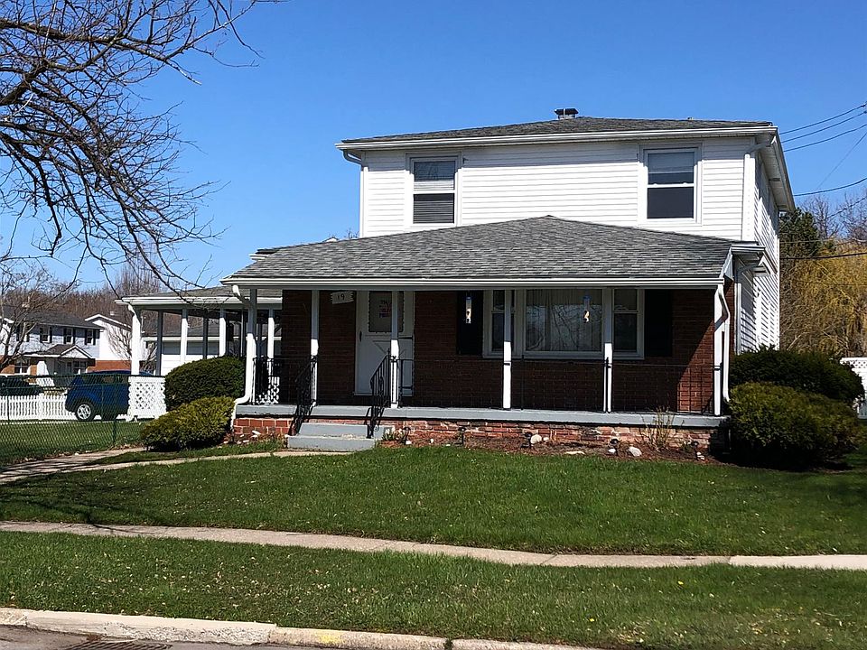 1st image of 19 Jeffrey Dr