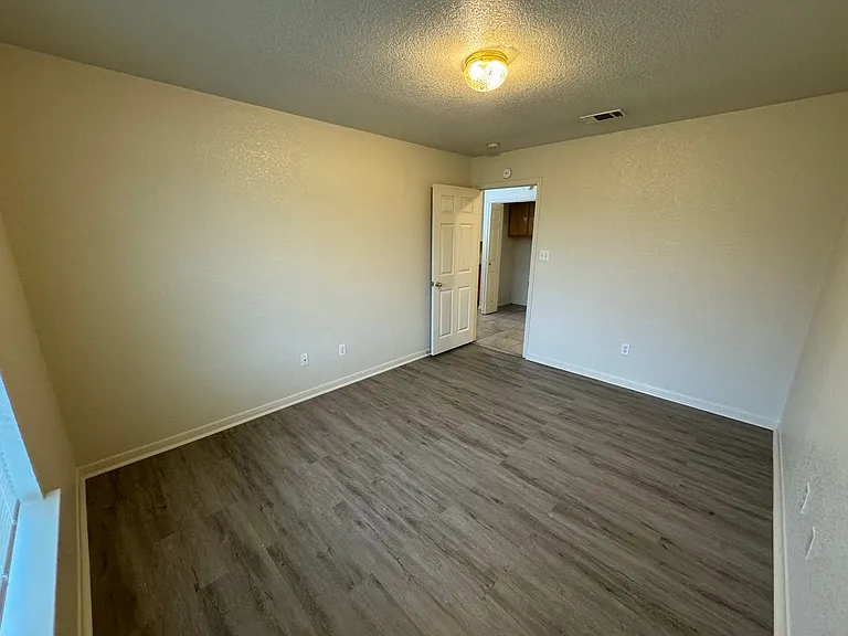2609 Vernice Loop — Photo 16