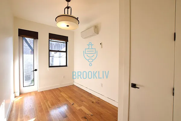 Rented by null | media 41