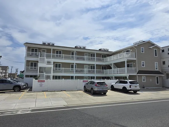 402 E 25th Ave #304, North Wildwood, NJ 08260