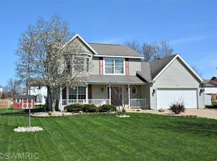 5673 W Heverly Dr, Portage, MI 49024