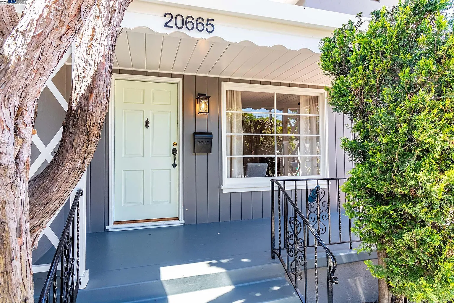 20665 Garden Ave photo 1