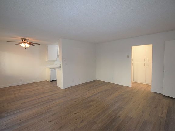2nd image of 6115 Whitsett Ave #109