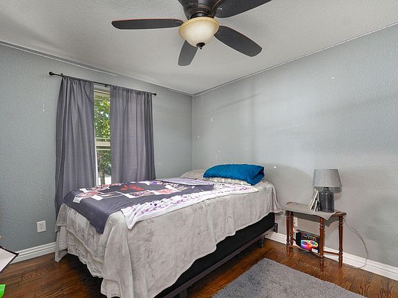 4th image of 535 Oak Ln