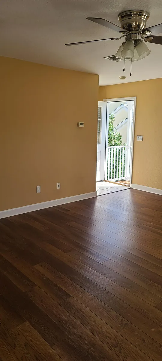 Building Photo - 4258 Raleigh Way #2