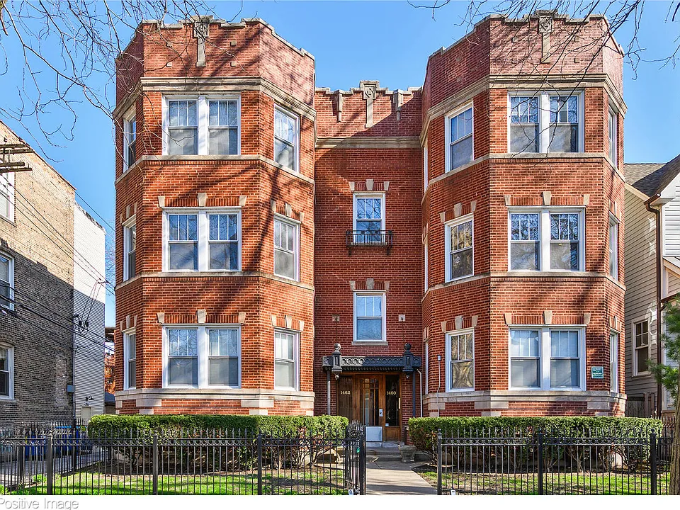 1462 W Warner Ave #1