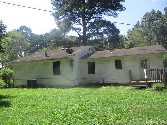2nd image of 3621 Lincoln Ave