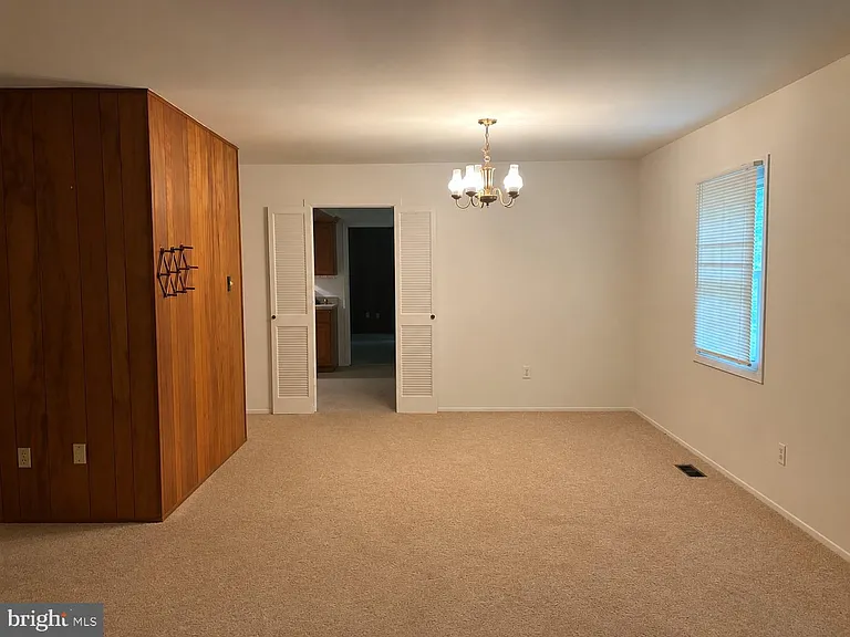 2207 Hyson Pl — Photo 4