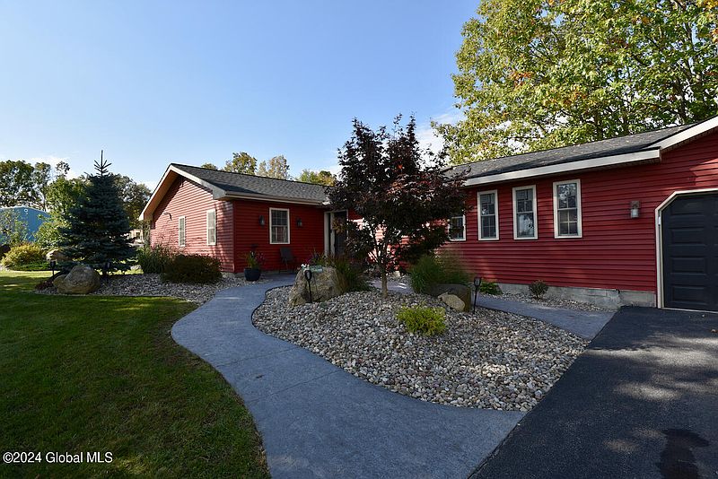 5th image of 454 Finley Road