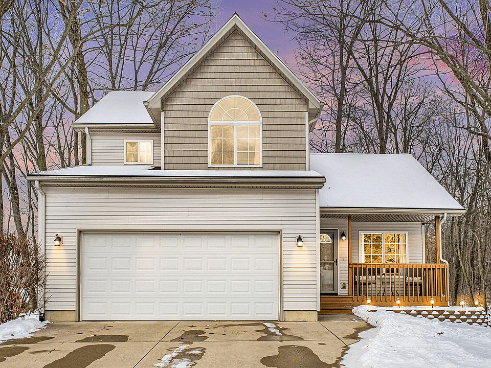 1st image of 7946 Village Green Ln