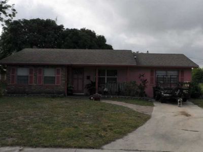 105 Devonshire Ct, Fort Pierce, FL, 34946