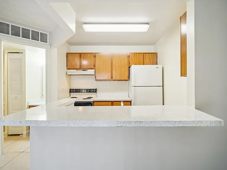 Latigo 27 — Photo 76