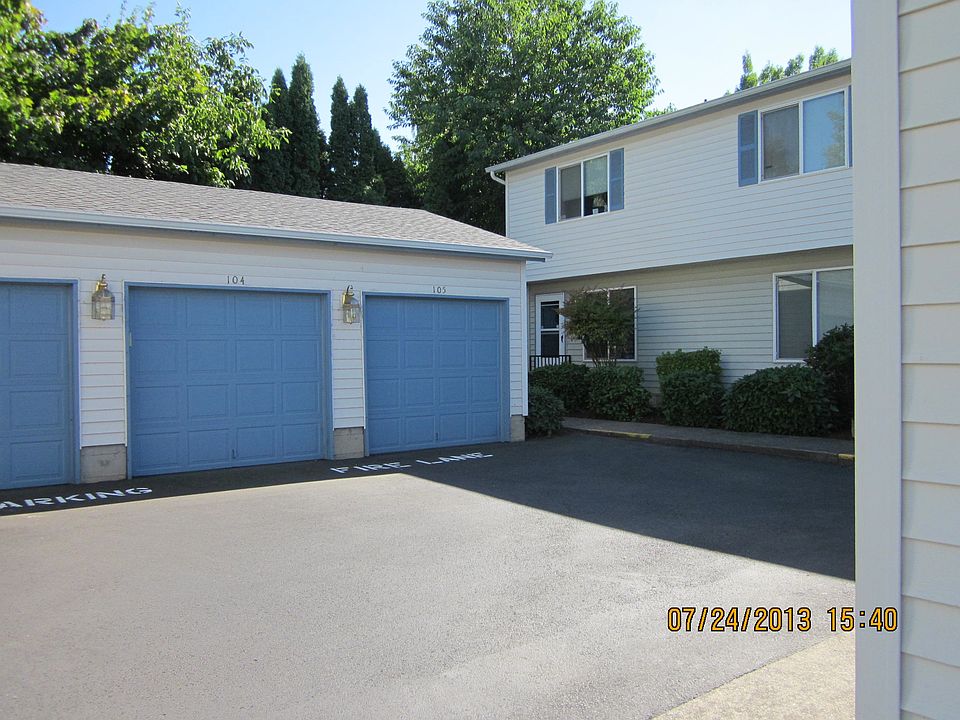 2nd image of 4792 Lancaster Dr NE APT 105