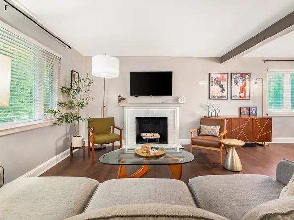 7200 Carol Ln, Falls Church, VA 22042