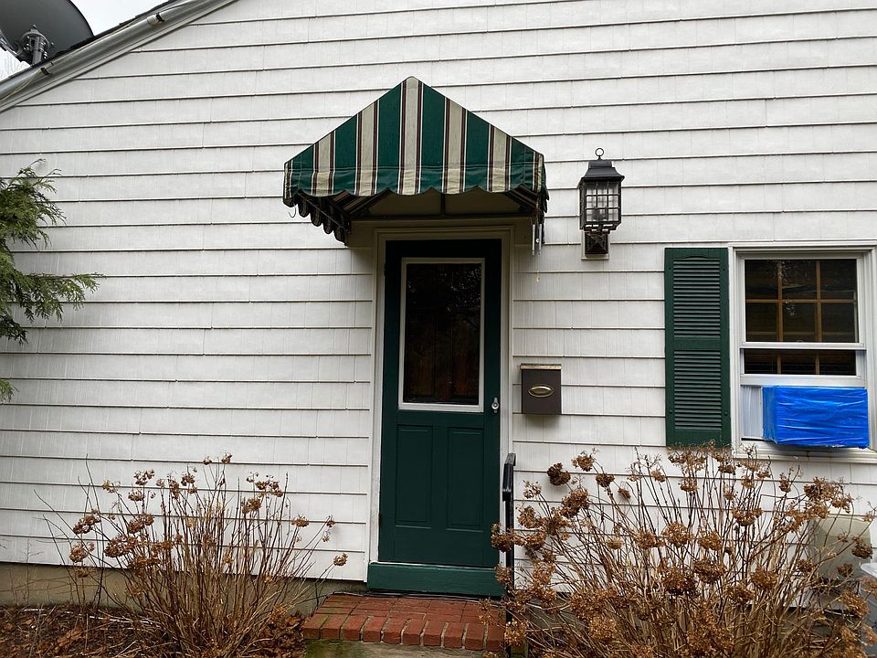 1st image of 220 Cambon Ave