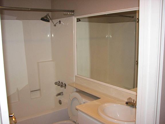 3rd image of 28029 Sarabande Ln