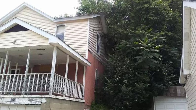 2nd image of 2544 School St