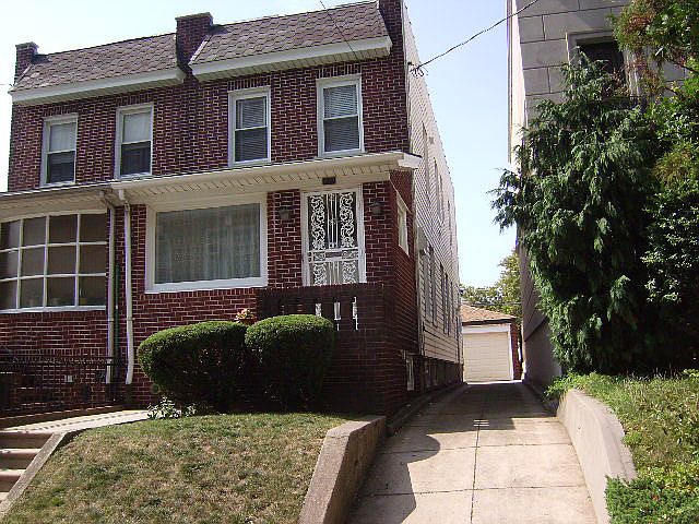 2nd image of 1170 81st St
