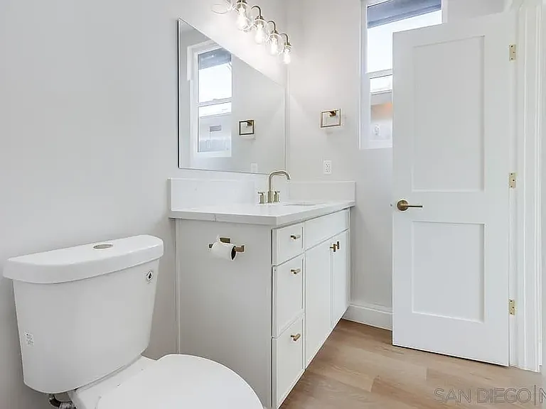122 Lancer Ave #A — Photo 7