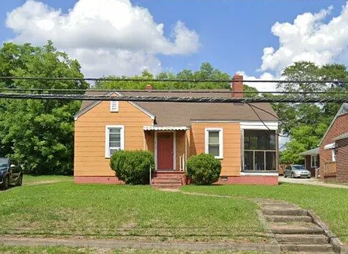 1010 N Pinckney St Photo 1