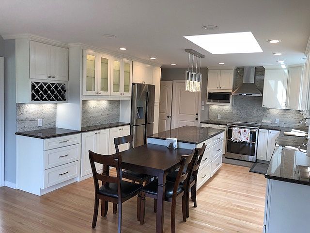 1st image of 570 Carrick Ct