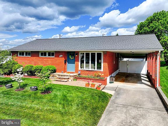 2nd image of 8416 Avery Rd