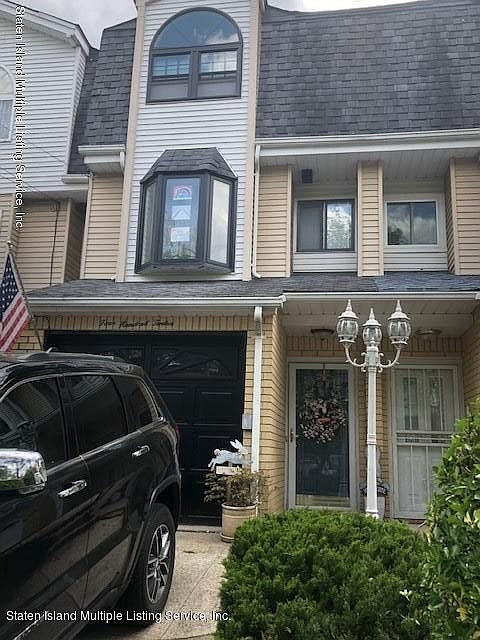 1st image of 412 Corbin Ave