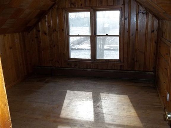 4th image of 22861 Globe Ave