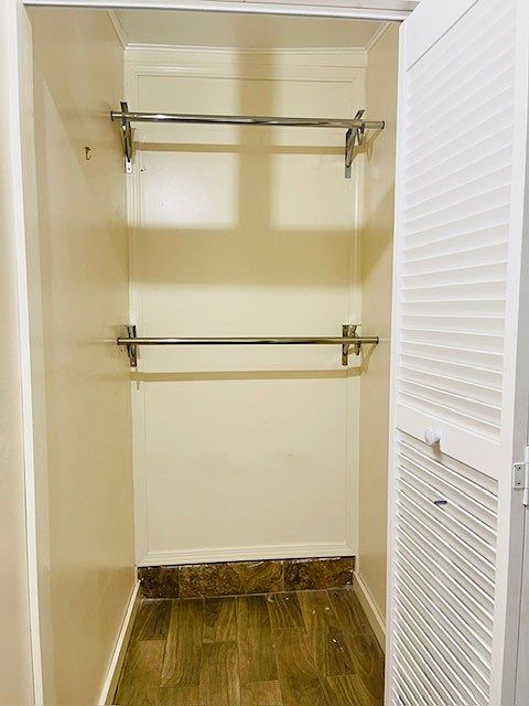 1st image of 4422 Victoria Ave #2