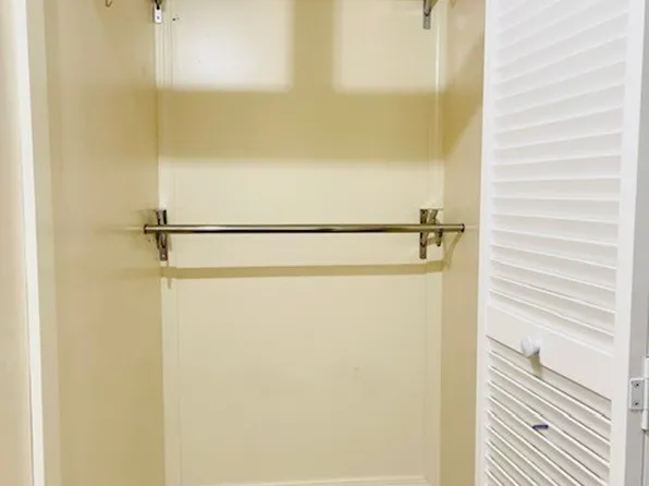 4422 Victoria Ave #2, Riverside, CA 92507