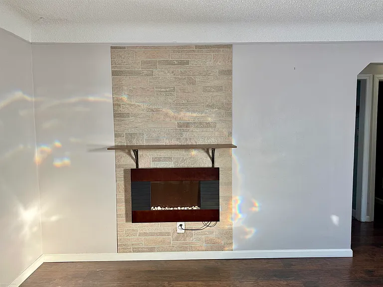 25304 Culver St — Photo 4