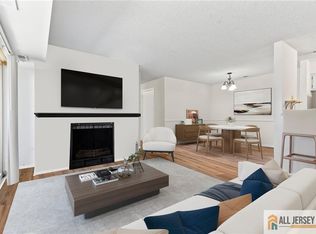 1915 Aspen Dr, Plainsboro, NJ 08536