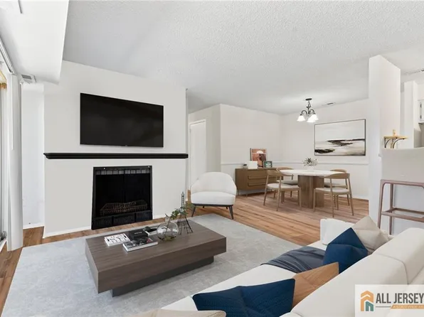 1915 Aspen Dr, Plainsboro, NJ 08536