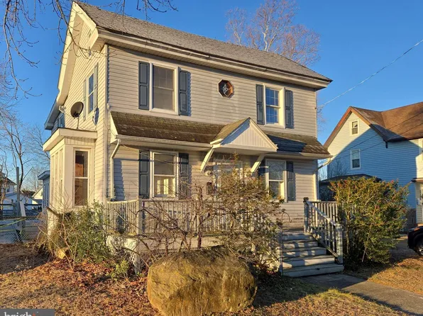 216 Broad St, Swedesboro, NJ 08085