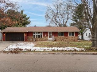3321 Berkshire Road, Janesville, WI 53546