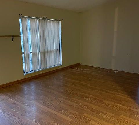 2nd image of 11149 Whispering Oaks Dr