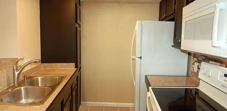 8750 Park Ln #102 — Photo 11
