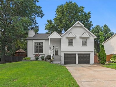 11824 W 116th St, Overland Park, KS, 66210