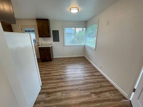 3rd image of 1723 9th St