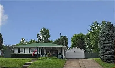 5527 Penn Ave photo 1