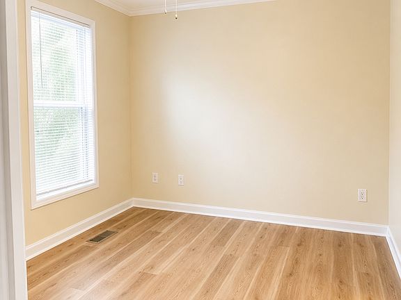 5th image of 2905 Archer Rd