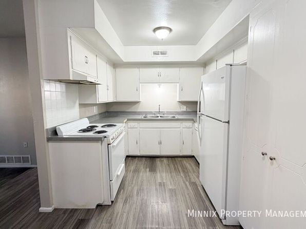 2010 Avenue S #1